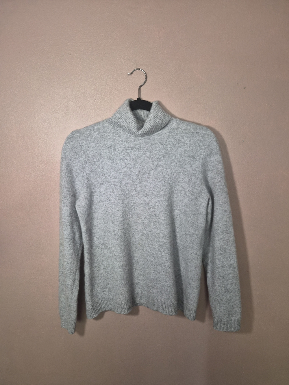 Womens LL Bean Sweater Turtleneck Grey Size Cashmere Size Large L Fall Winter ✨️